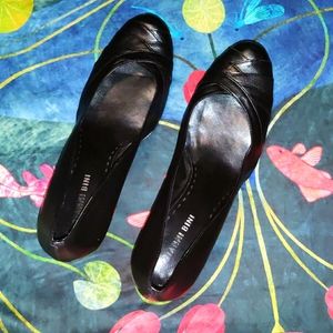 Gianni Bini Black Leather Pumps, 9.5